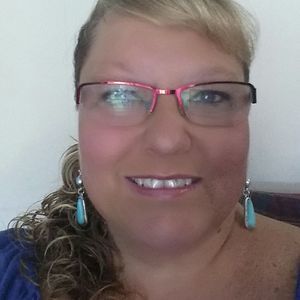 Meet your Posher, Bobbie